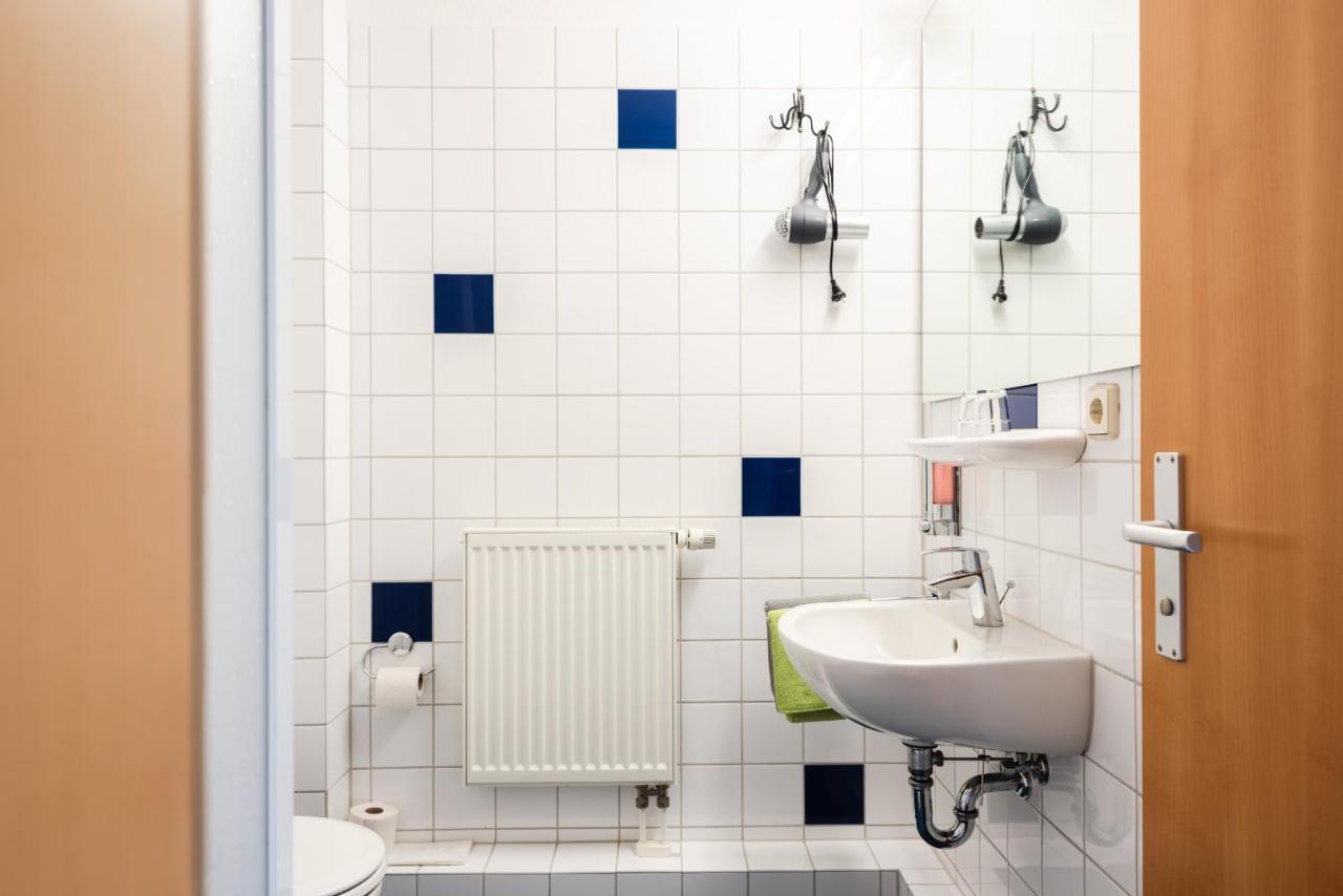 Basiskulturfabrik Oeko-Hotel Neustrelitz Buitenkant foto